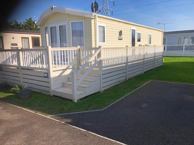 Birchington Vale Entire Holiday Home Westgate-on-Sea ภายนอก รูปภาพ